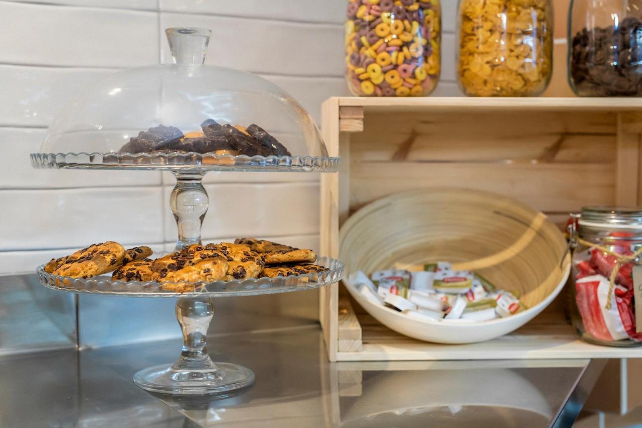 Alzocaire Hostal Boutique كونيل ذي لا فرونتيرا المظهر الخارجي الصورة