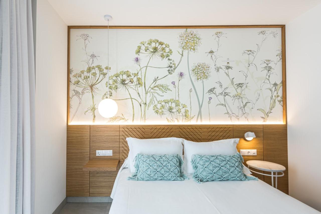 Alzocaire Hostal Boutique كونيل ذي لا فرونتيرا المظهر الخارجي الصورة