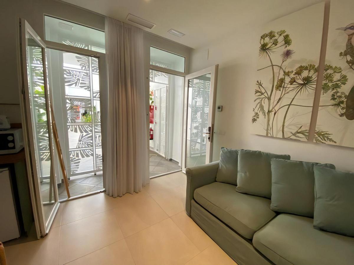Alzocaire Hostal Boutique كونيل ذي لا فرونتيرا المظهر الخارجي الصورة
