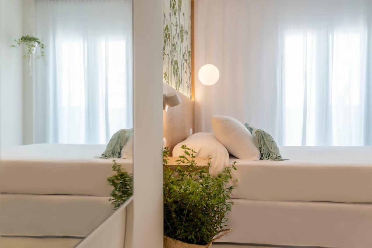 Alzocaire Hostal Boutique كونيل ذي لا فرونتيرا المظهر الخارجي الصورة