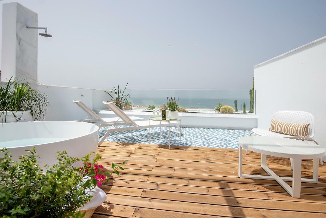 Alzocaire Hostal Boutique كونيل ذي لا فرونتيرا المظهر الخارجي الصورة
