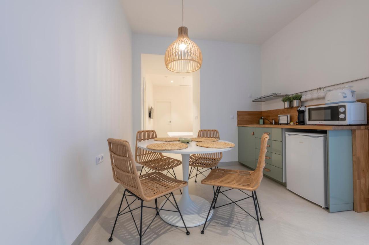 Alzocaire Hostal Boutique كونيل ذي لا فرونتيرا المظهر الخارجي الصورة